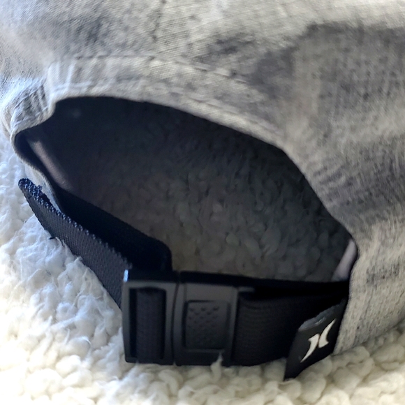 🔷️Hurley Collapsible Hat w/Flexible Visor🔷️ - Picture 3 of 4